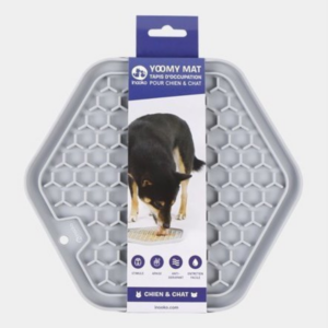 tapis-de-léchage-gris-yoomy-pour-chien-et-chat